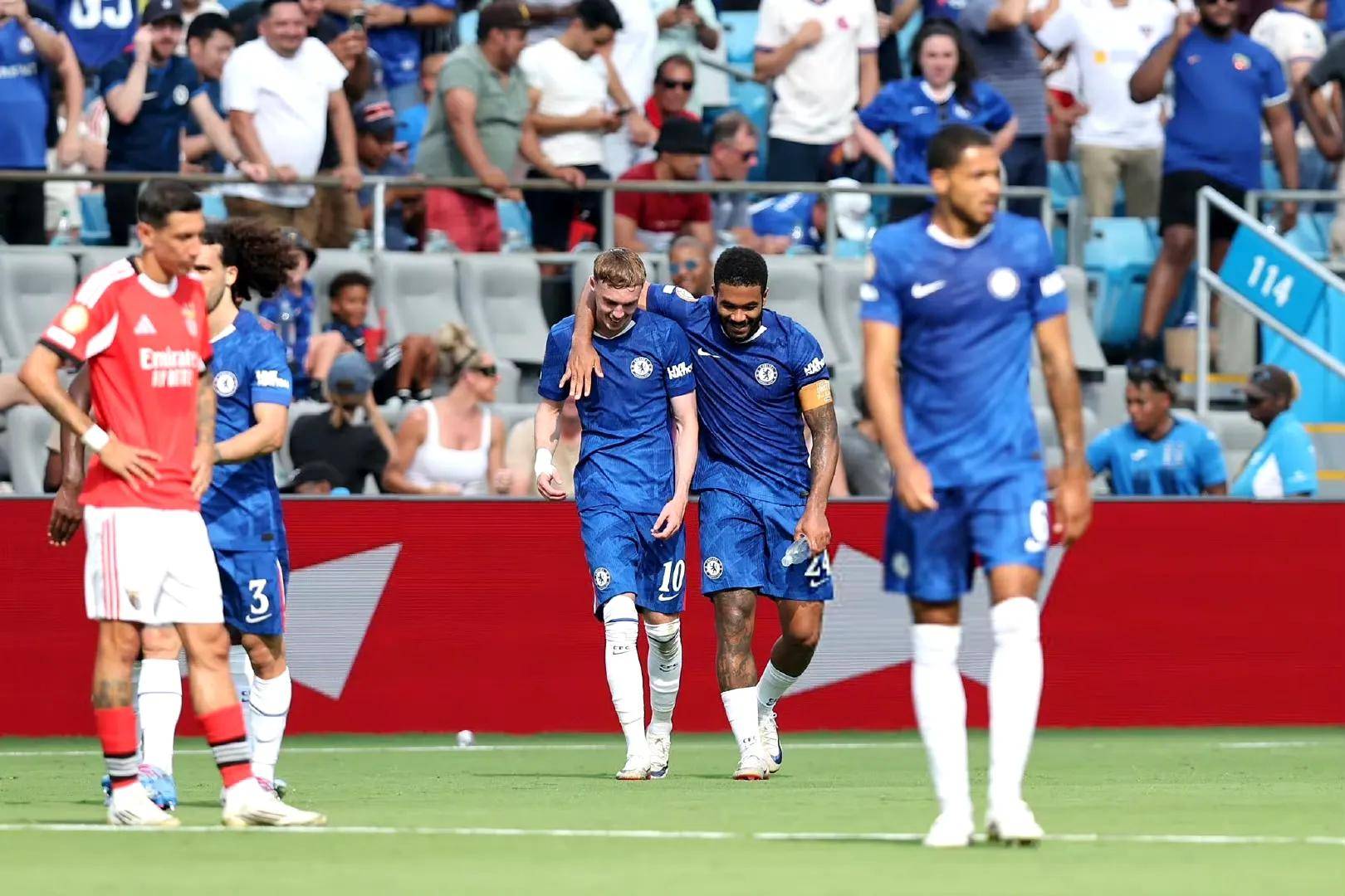 包含詹姆斯重要时刻晋级下一阶段，切尔西带队取胜！的词条